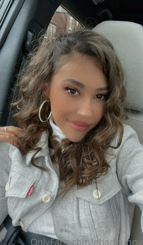 ebadbunny only fans naked