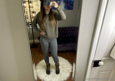 freelividbend onlyfans nsfw