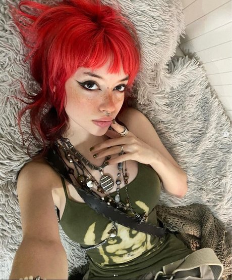 Izzyrojo nude onlyfans pics