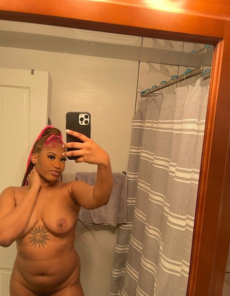 kweenbee982 only fans pictures