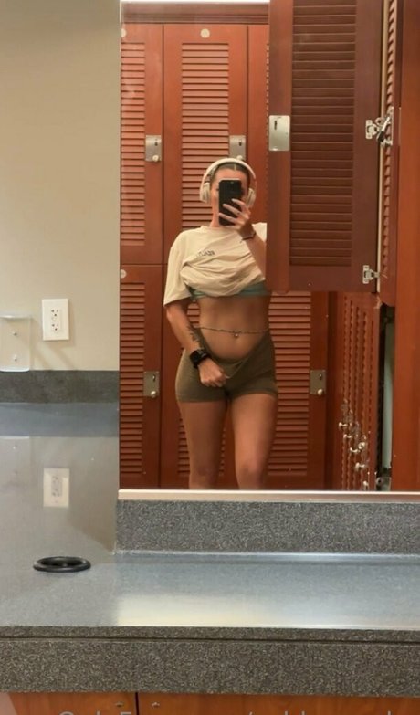 Ashley Aoky naked onlyfans leaked