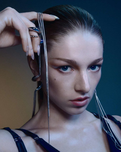 Hunter Schafer onlyfans leaked.