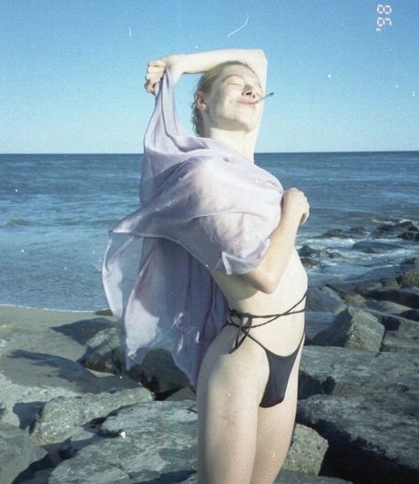 Hunter Schafer onlyfans naked