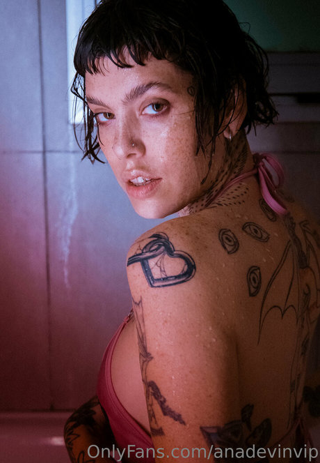 anadevinvip nude onlyfans