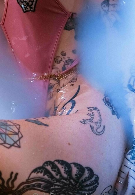 anadevinvip Profile pic