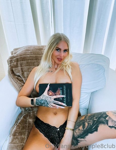 lee hart xx only fans pic