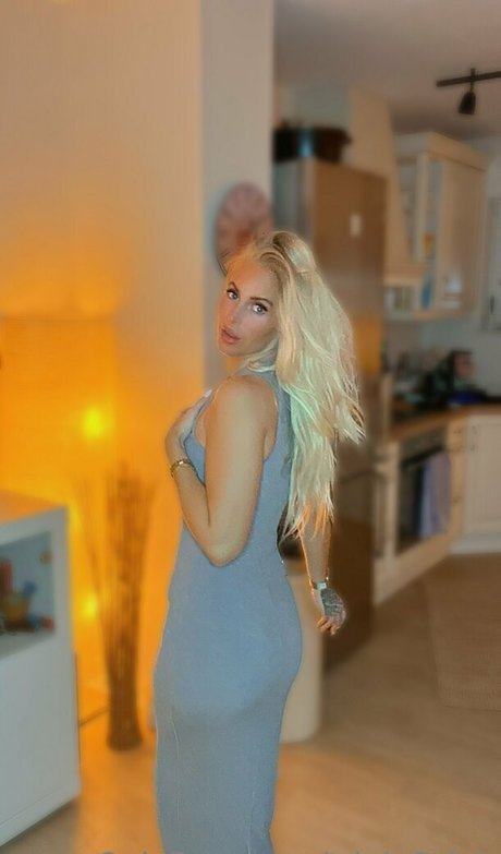 lee hart xx leak only fans