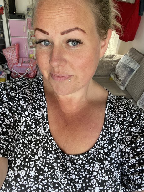 Angel Delight nude leaked onlyfans