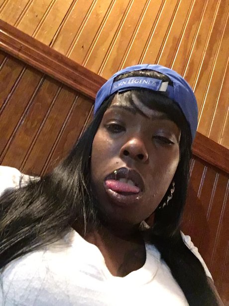 Chocolatekisses37 onlyfans posts