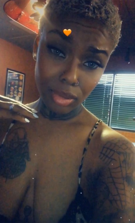 Black Marilyn Monroe onlyfans nudes leak