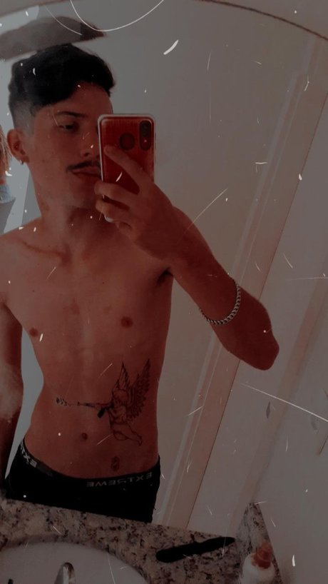 Ryan Carlos Oliveira leaked onlyfans