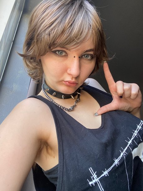 Empress R nude only fans leaks