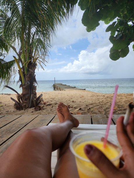 Bubblegumbfeet nude onlyfans pics