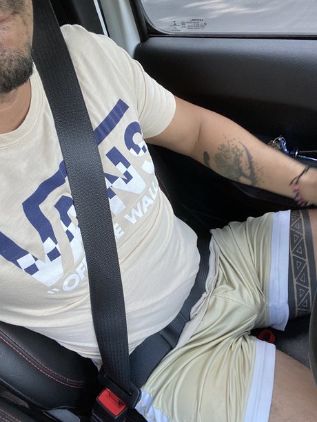 Elmau3 onlyfans nude content