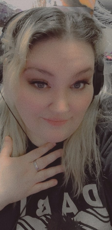 Pocky Kitty leaked onlyfans photos