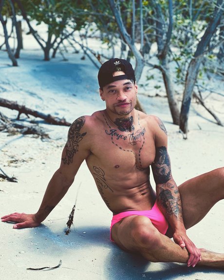 Sonny thee Unicorn onlyfans nudes