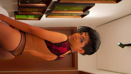 Santrosa naked onlyfans