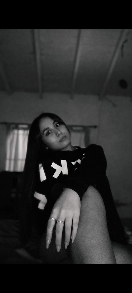 Ori Medina tits onlyfans