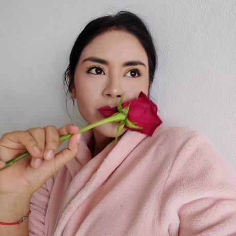 ximenamenesdoval onlyfans topless