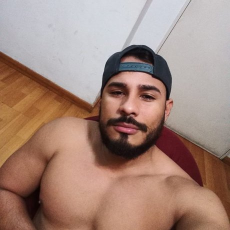 Los Chicos Malos onlyfans model images