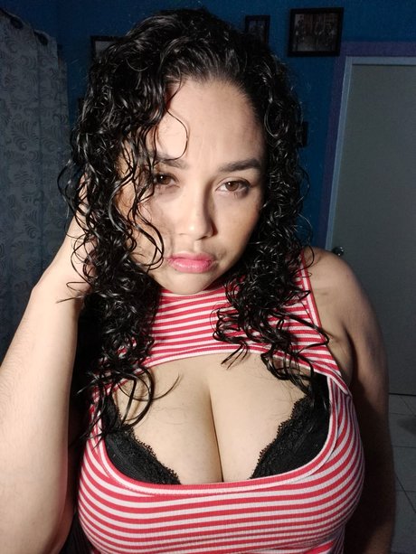 Mila Martz onlyfans leaked.