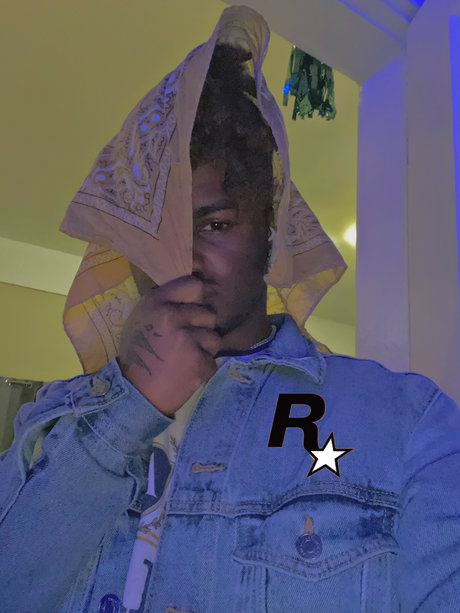 TALKTOEM onlyfans leaked.