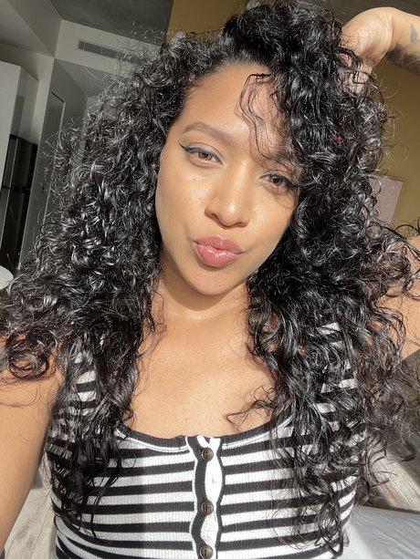 Roxanne Sky leaked onlyfans pics