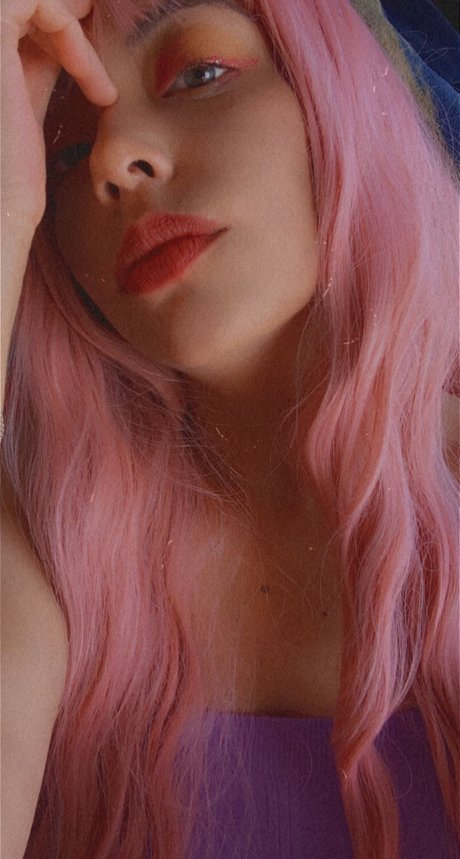 Luna Veltran onlyfans naked