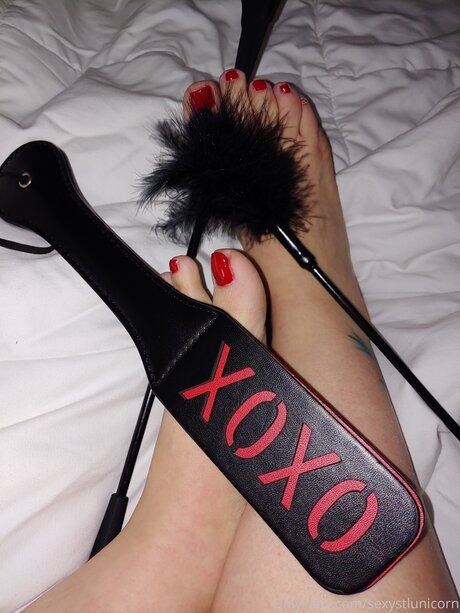 sexystlunicorn onlyfans topless