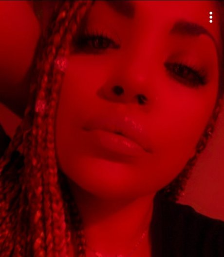 sexy star onlyfans leaked pics