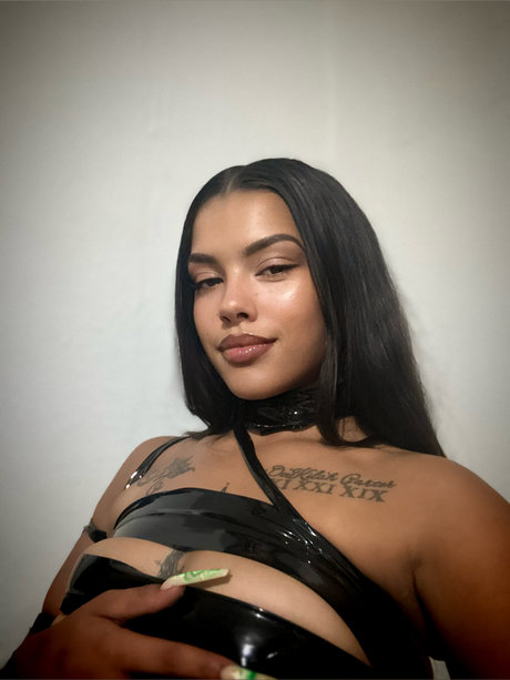 TheHoneyD onlyfans leajs