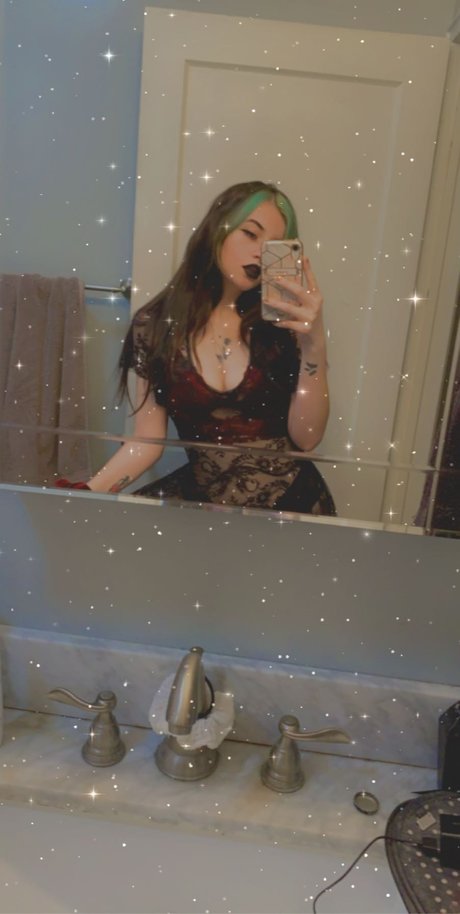 Candy Anne onlyfans topless