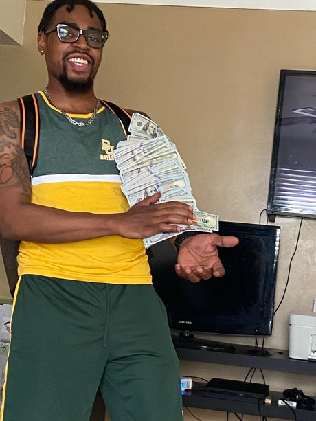 SlangHer810 onlyfans leaka