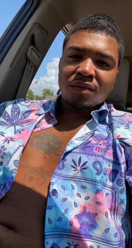 RoamingInHer onlyfans strip