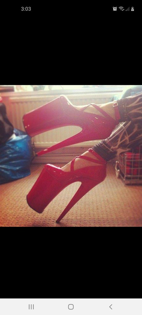 AdventuresWithSantana only fans pics