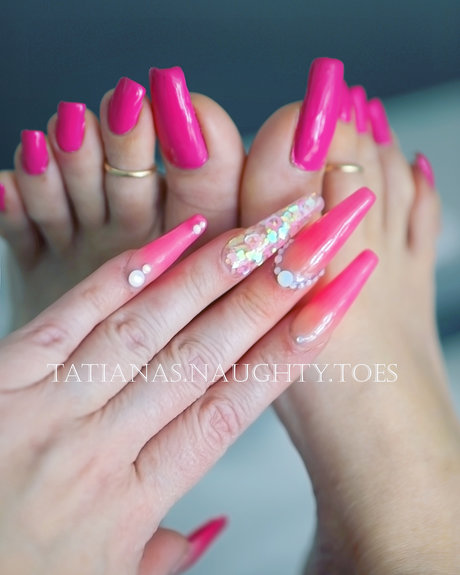 TATIANA Foot Goddess onlyfans naked