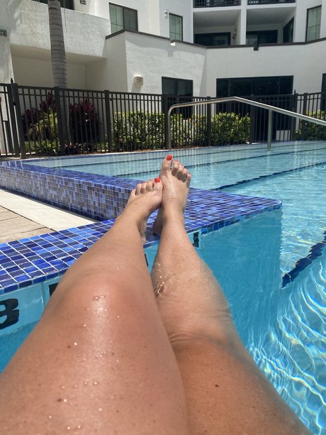 Alexandra Bridgette onlyfans leak porn