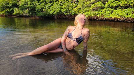 JessiJ onlyfans lesk