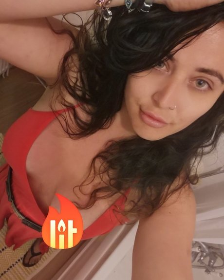 BustyMuscleBabe onlyfans naked