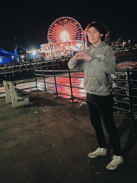 Grayson Rhodes onlyfans leak new