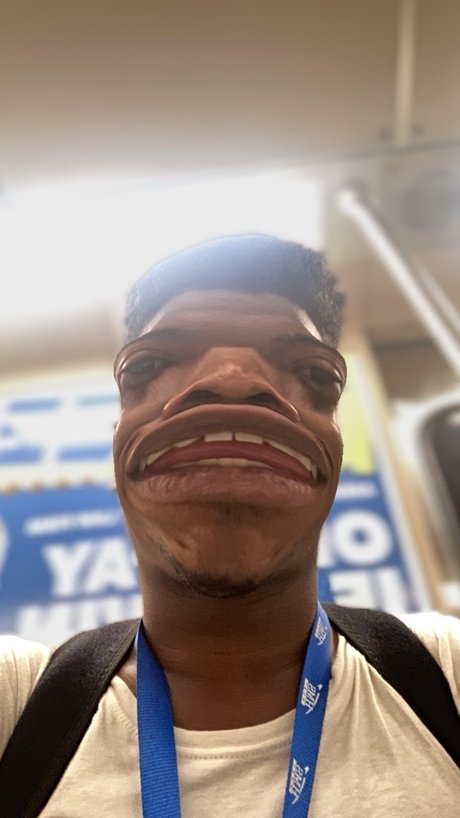 Aqua Mond onlyfans pictures