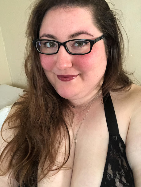 TheGoodHausfrau onlyfans naked porn