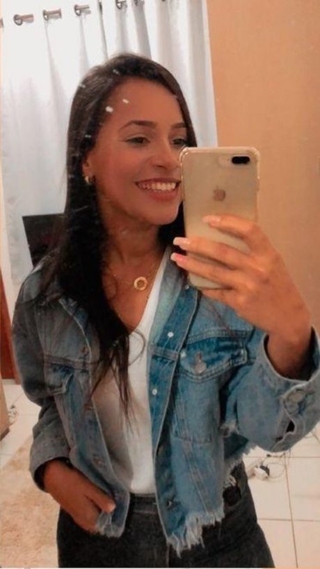 Deborah Silva onlyfans leaked photos