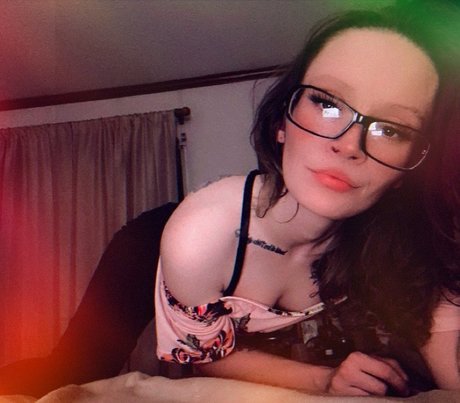 Saras Beauty onlyfans leak nude