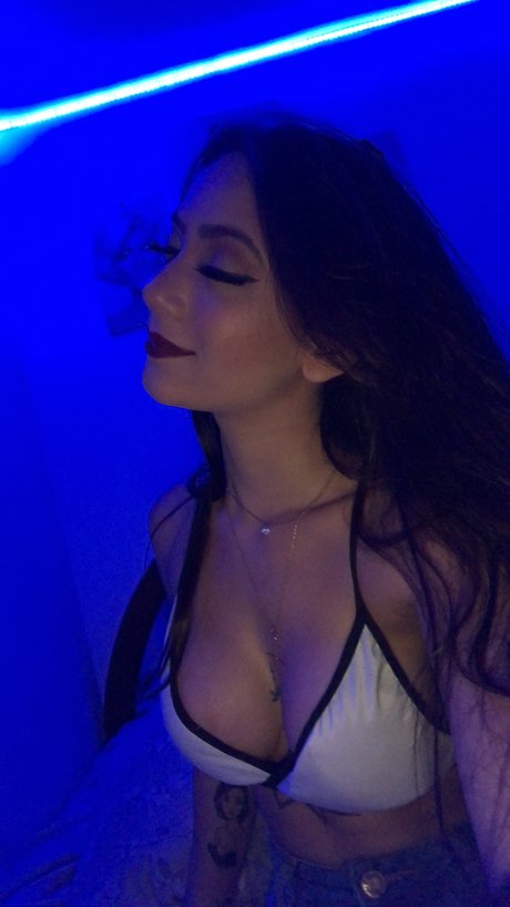 mika tavares onlyfans nude leaked