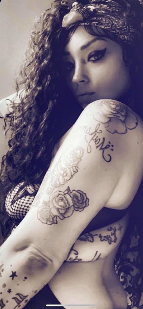 Purple Pook leaked onlyfans free