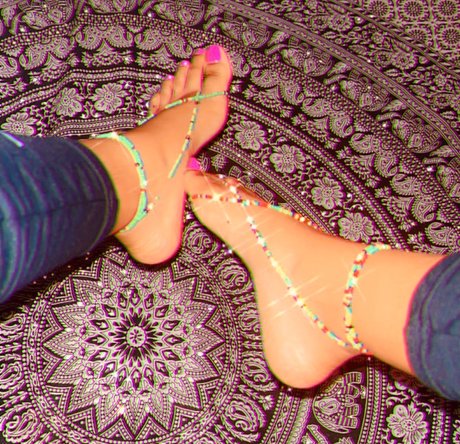 CinnaBunnie nudes onlyfans leaks