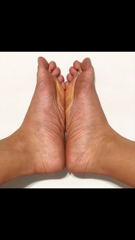 lickmysoles onlyfans gratis