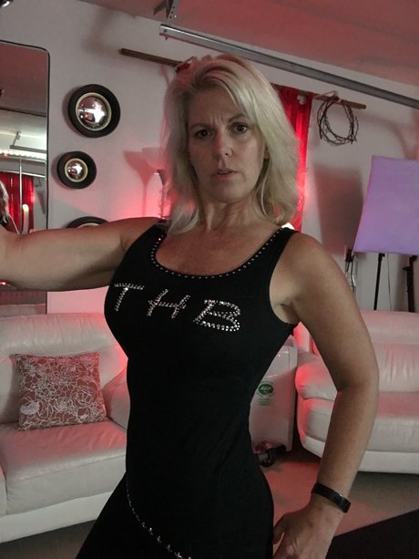 Mrs Biz onlyfans nudes