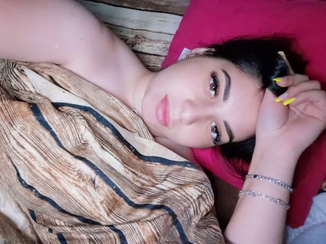 Deniisa_ onlyfans leaked